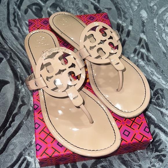 Tory Burch sandals - Picture 3 of 4